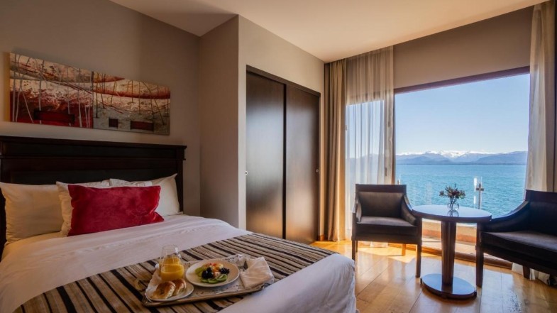 Alma del Lago Suites 5{star}