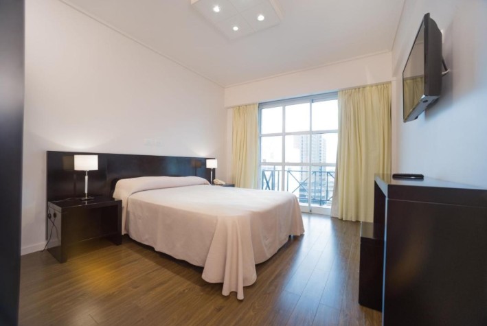 Hotel Versailles 4{star}